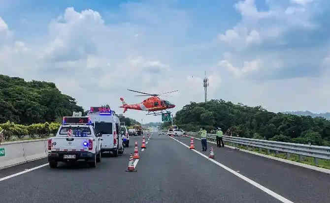 秦安高速公路汽车救援案例